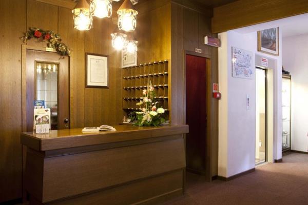 Hotel Europa Pozza di Fassa Esterno foto