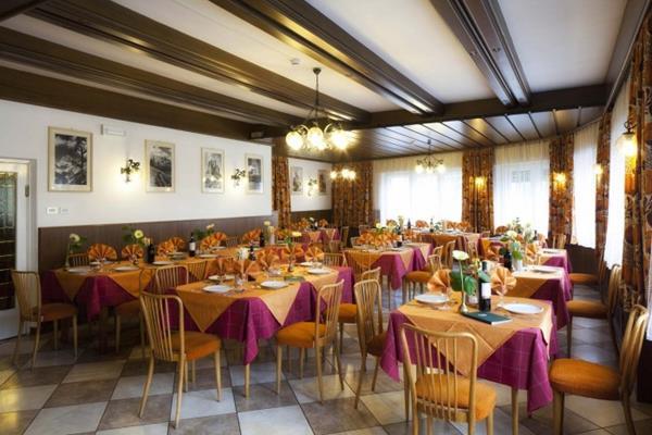 Hotel Europa Pozza di Fassa Esterno foto