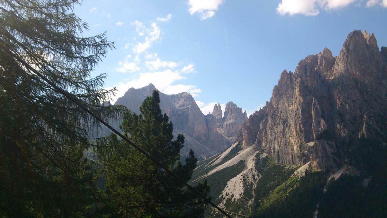 Hotel Europa Pozza di Fassa Esterno foto