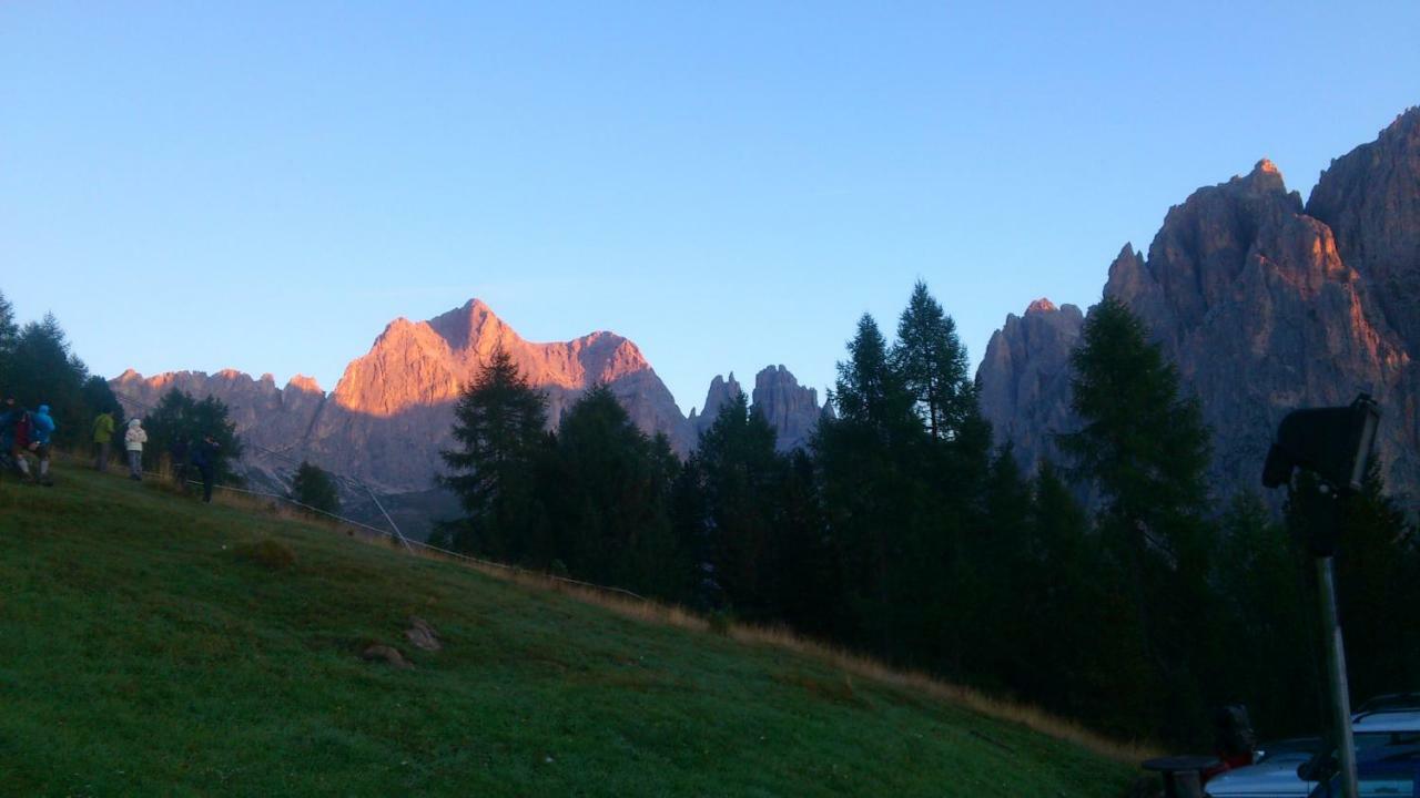 Hotel Europa Pozza di Fassa Esterno foto